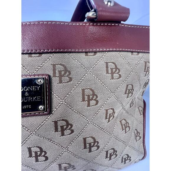 FINAL CLEARANCE! Dooney & Bourke AUTHENTIC VINTAGE Tan & Brown Handbag Purse - Picture 6 of 14